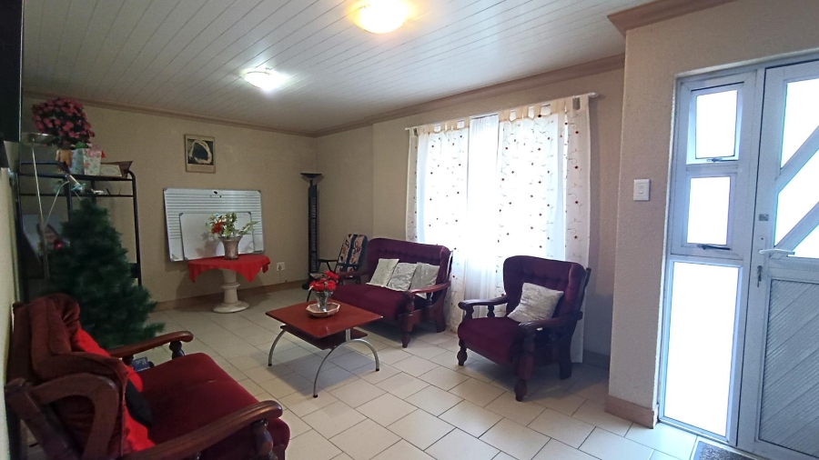 5 Bedroom Property for Sale in Yorkshire Estate Western Cape